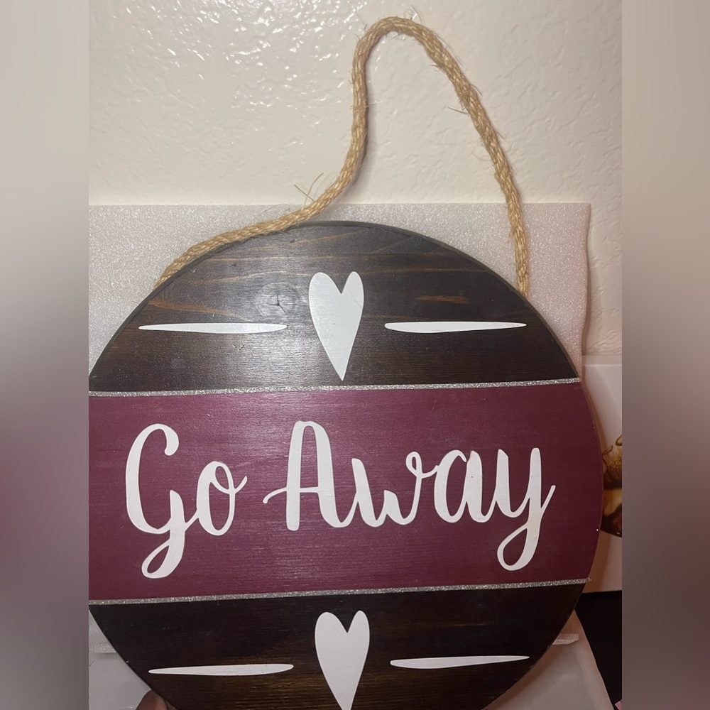 ART WOOD HANG SIGN Go Away” Approx Measurement H 14.5 x 14.5” 🤎 SIGN FOR TROLLS